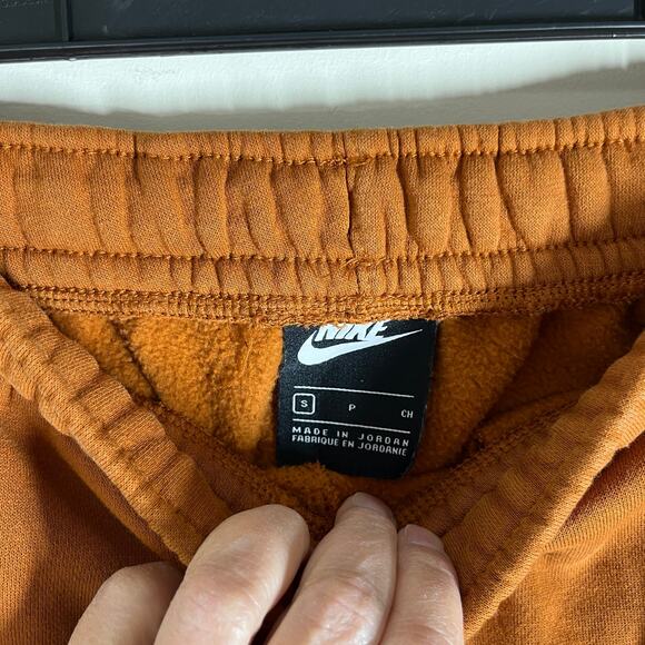 Nike Jogger Pants Mens Small Sportswear Club Fleece Cargo Burnt Sienna Color - Picture 5 of 12